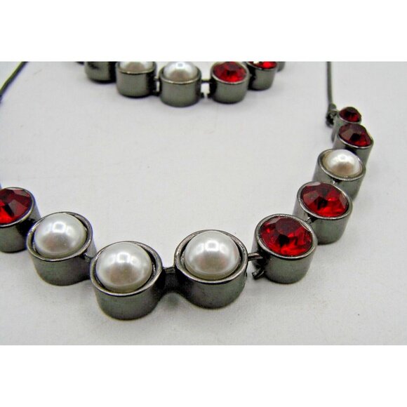Blackened Silver Necklace and Bracelet Set Faux Pearls Red Rhinestones Jewelry - Picture 7 of 10